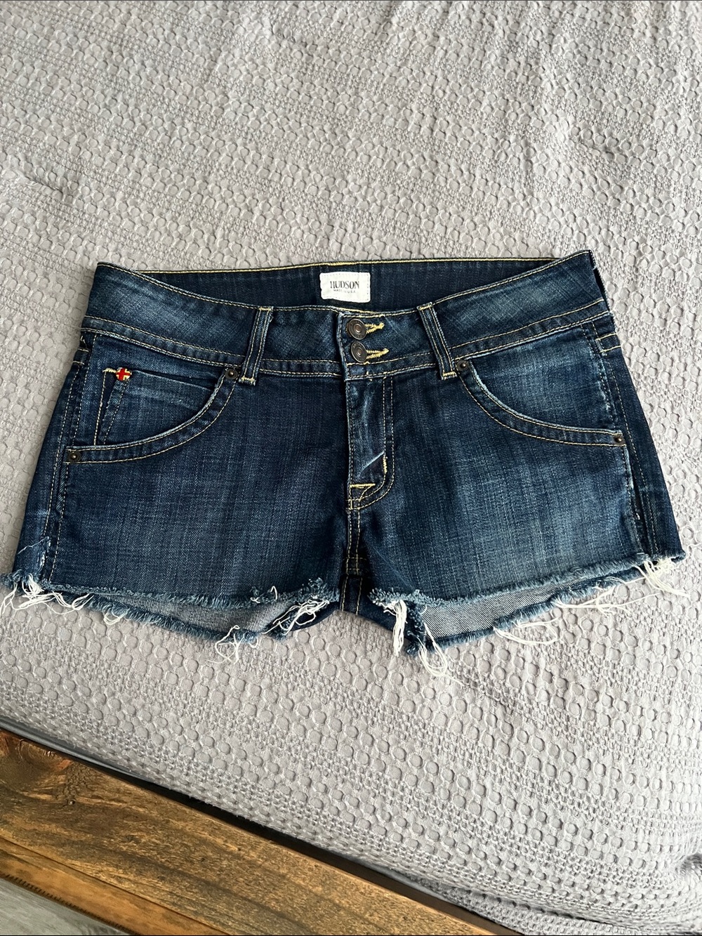 Hudson Jeans Y2K Low Rise Frayed Raw Hem Blue Jean Shorts- Size 28